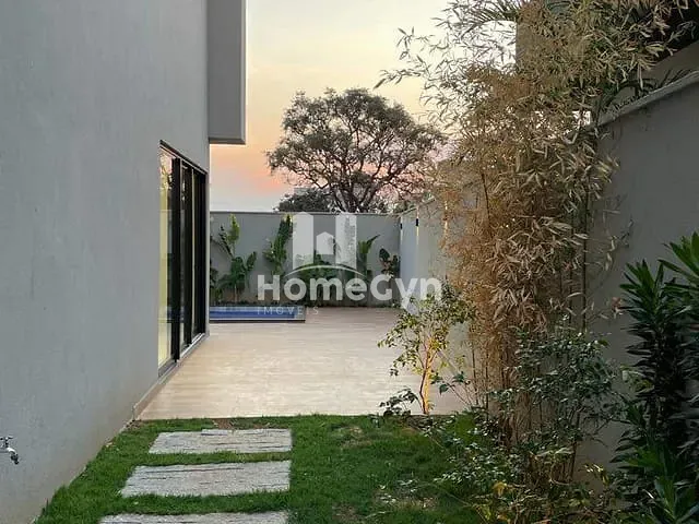 Casa com 464m² 5 quartos e 6 banheiros, à venda, no bairro Residencial Goiânia Golfe Clube em Goiânia