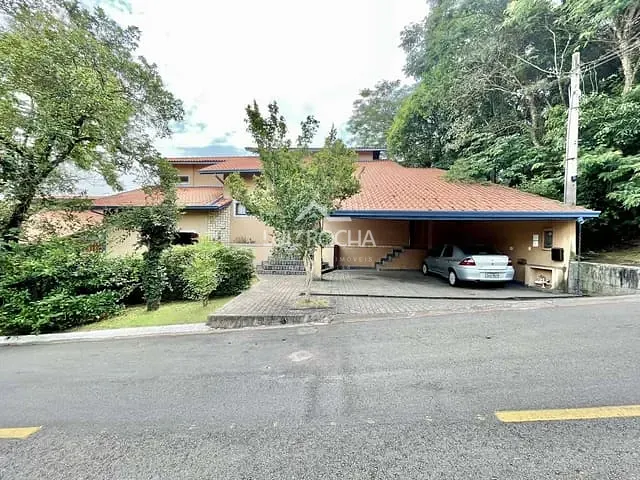 Casa com 625m² 5 quartos e 6 banheiros, à venda, no bairro CONDOMINIO SÃO FERNANDO RESIDENCIA em Barueri