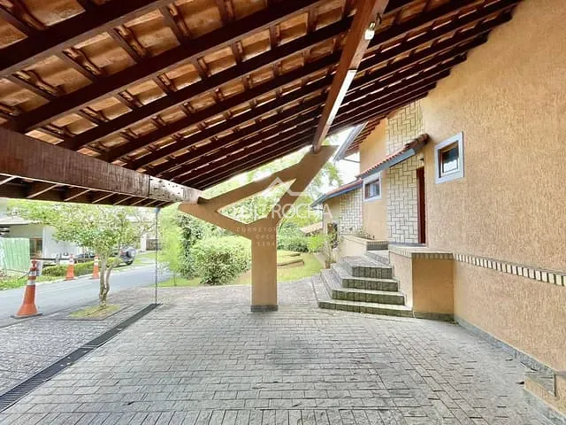 Casa com 625m² 5 quartos e 6 banheiros, à venda, no bairro CONDOMINIO SÃO FERNANDO RESIDENCIA em Barueri