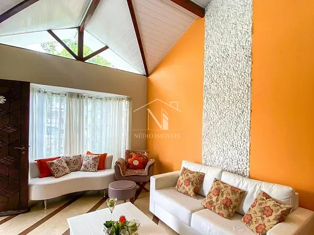 Casa com 360m² 4 quartos e 3 banheiros, à venda, no bairro São José do Imbassaí em Maricá