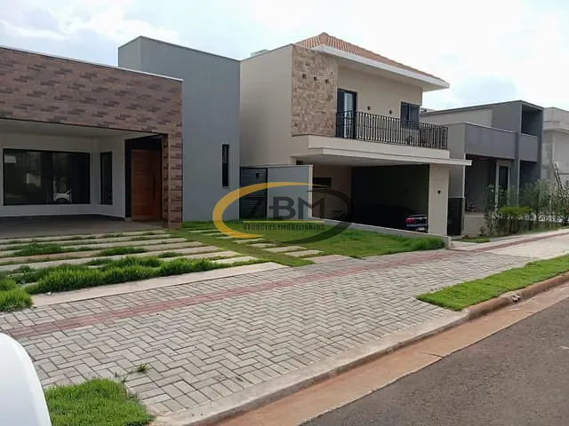Casa com 285m² 3 quartos e 4 banheiros, à venda ou para alugar, no bairro Conjunto Habitacional Alexandre Urbanas em Londrina