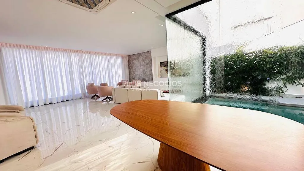 Casa, 3 quartos, 280 m² - Foto 2