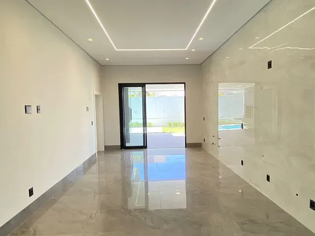 Casa com 383m² 3 quartos e 5 banheiros, à venda, no bairro Condomínio Residencial Florais da Mata em Várzea Grande