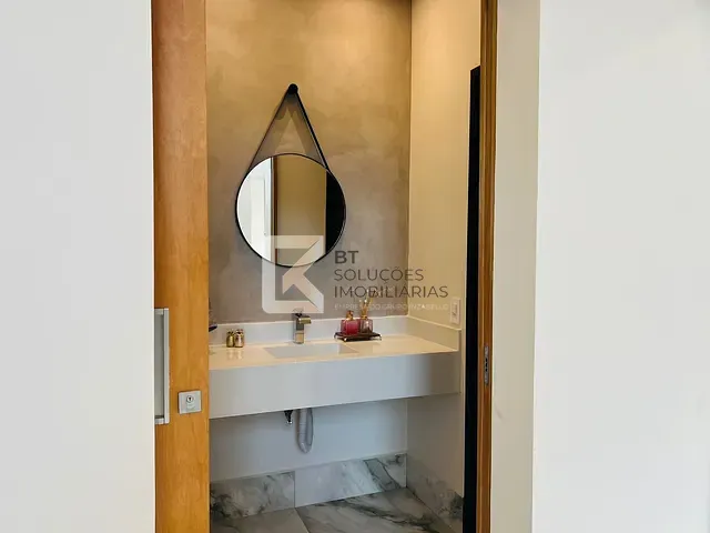 Casa com 325m² 3 quartos e 2 banheiros, à venda, no bairro Caldeira em Indaiatuba