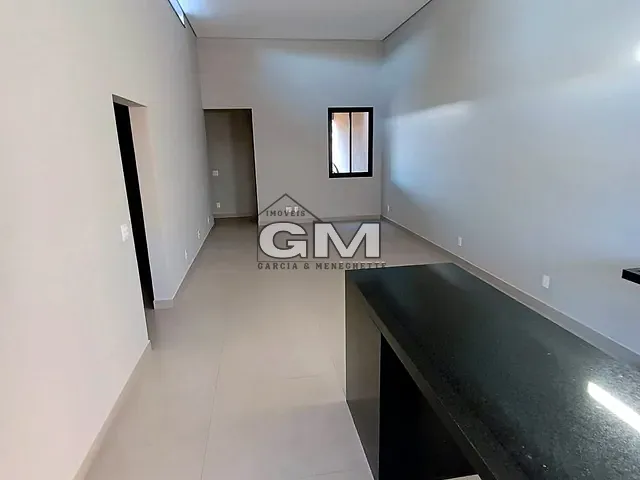 Casa com 257m² 3 quartos e 1 banheiro, à venda, no bairro Jardim Cybelli em Ribeirão Preto