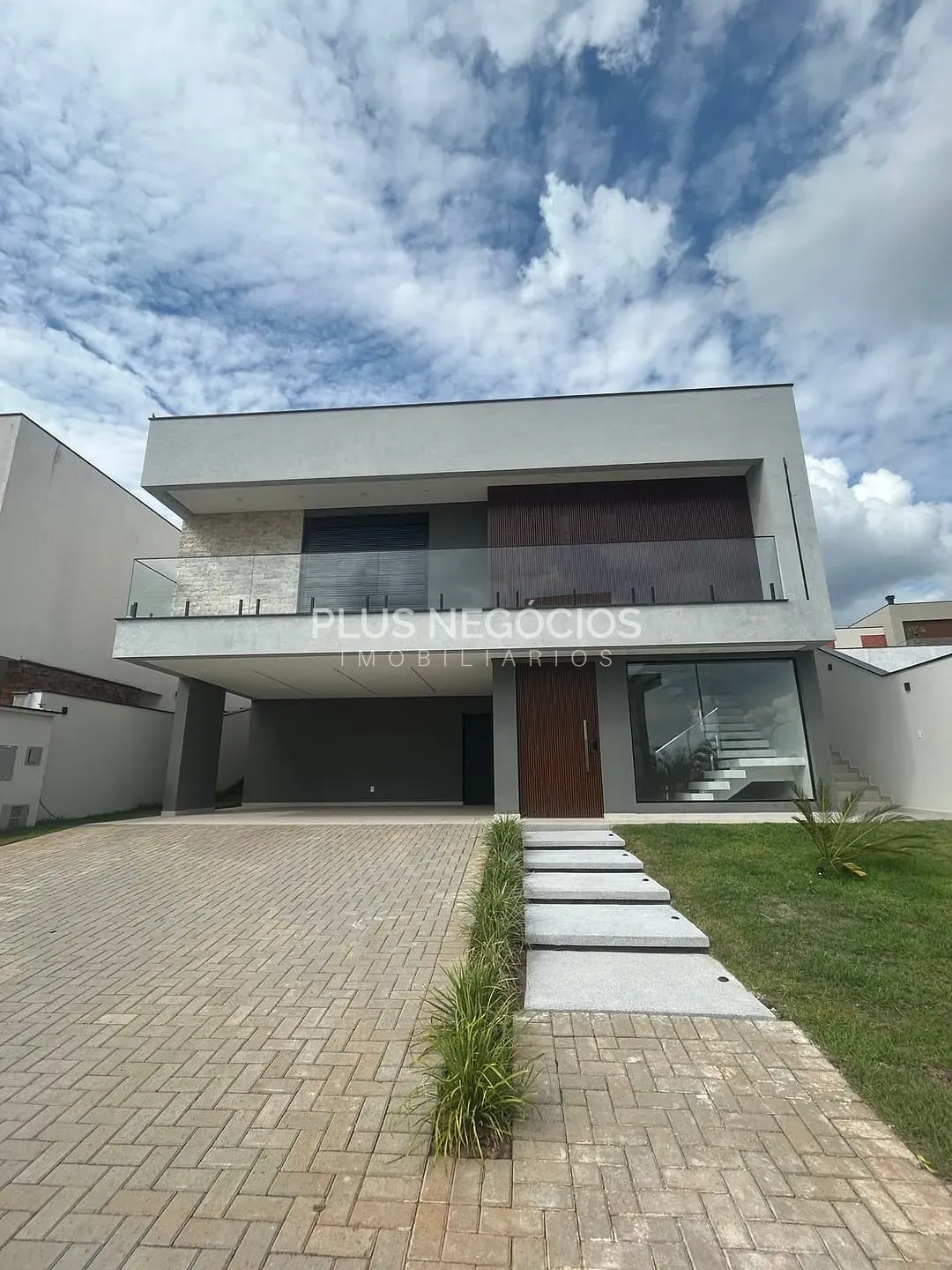 Casa, 3 quartos, 294 m² - Foto 2