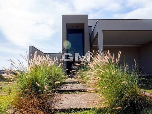 Casa com 520m² 3 quartos e 2 banheiros, à venda, no bairro Bonfim Paulista em Ribeirão Preto