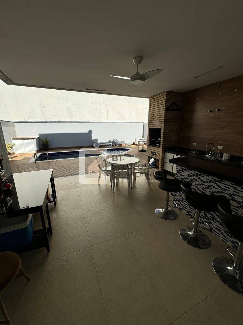 Casa, 3 quartos, 215 m² - Foto 12
