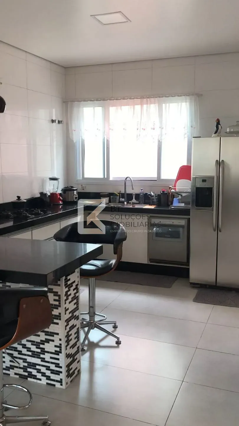 Casa, 3 quartos, 215 m² - Foto 3