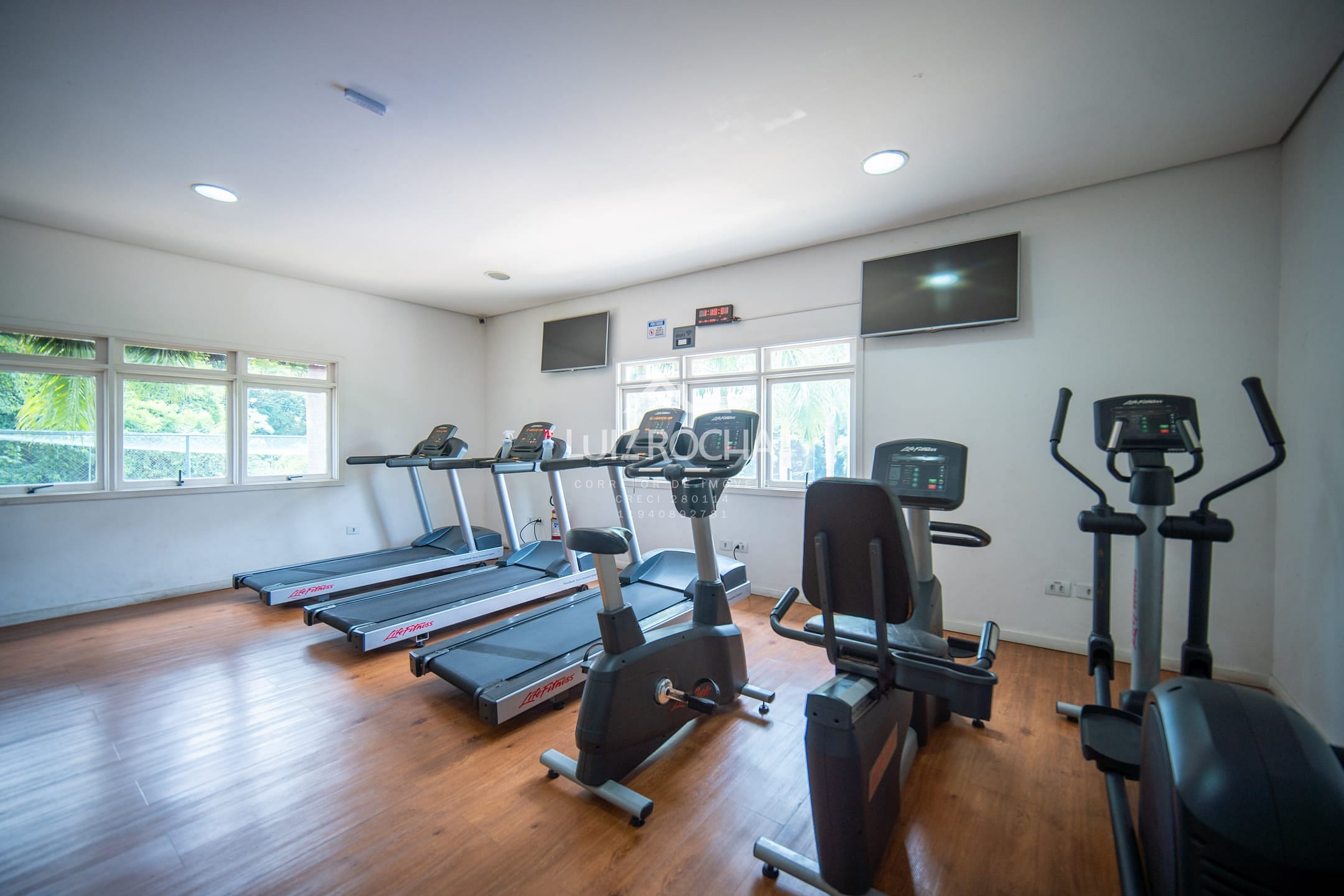 Casa, 3 quartos, 257 m² - Foto 57