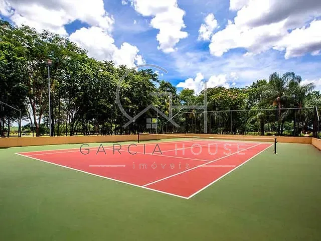 Casa com 1750m² 4 quartos e 2 banheiros, à venda, no bairro Fazenda Santa Maria em Cravinhos