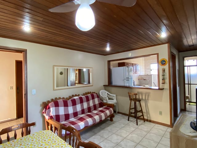 Casa 2 quartos e 1 banheiro, à venda, no bairro Praia do Foguete em Cabo Frio