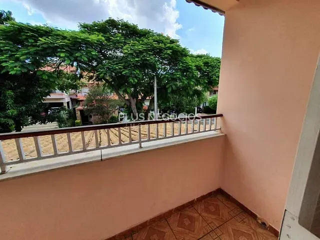 Casa com 242m² 3 quartos e 4 banheiros, à venda, no bairro Granja Olga I em Sorocaba
