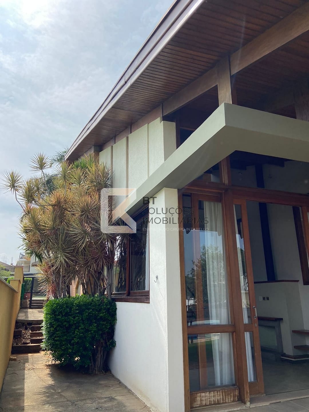 Casa à venda e aluguel com 3 quartos, 333m² - Foto 14