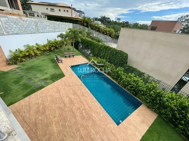Casa com 650m² 4 quartos e 5 banheiros, à venda, no bairro CONDOMINIO VINTAGE em Cotia