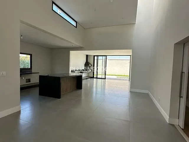 Casa com 239m² 3 quartos e 5 banheiros, à venda, no bairro Alphaville Nova Esplanada em Votorantim