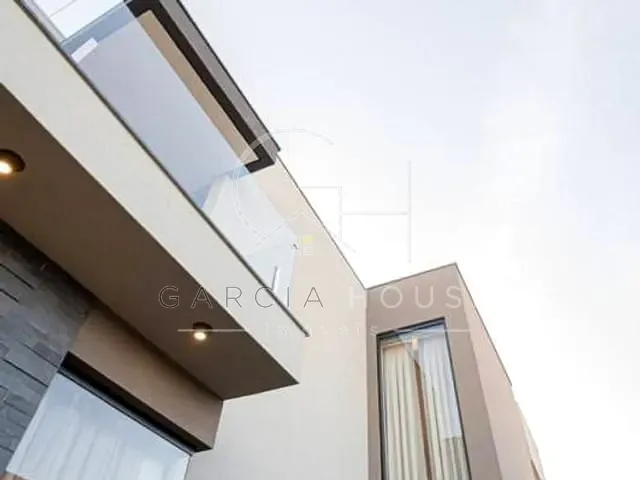 Casa com 336m² 3 quartos e 2 banheiros, à venda, no bairro Loteamento Terras de Florença em Ribeirão Preto