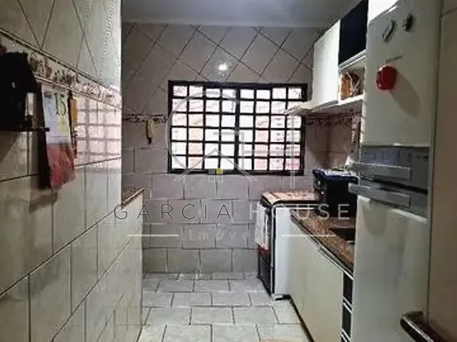 Casa com 290m² 2 quartos e 2 banheiros, à venda, no bairro Jardim Independência em Ribeirão Preto