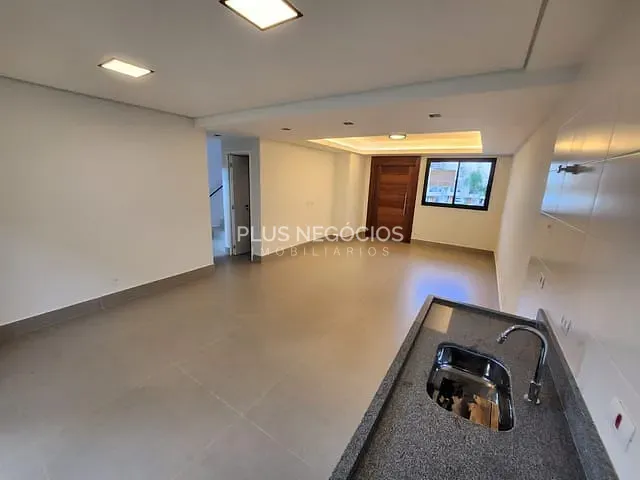 Casa com 146m² 3 quartos e 4 banheiros, à venda, no bairro Parque Rincão em Cotia