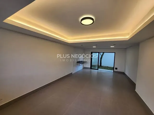 Casa com 146m² 3 quartos e 4 banheiros, à venda, no bairro Parque Rincão em Cotia