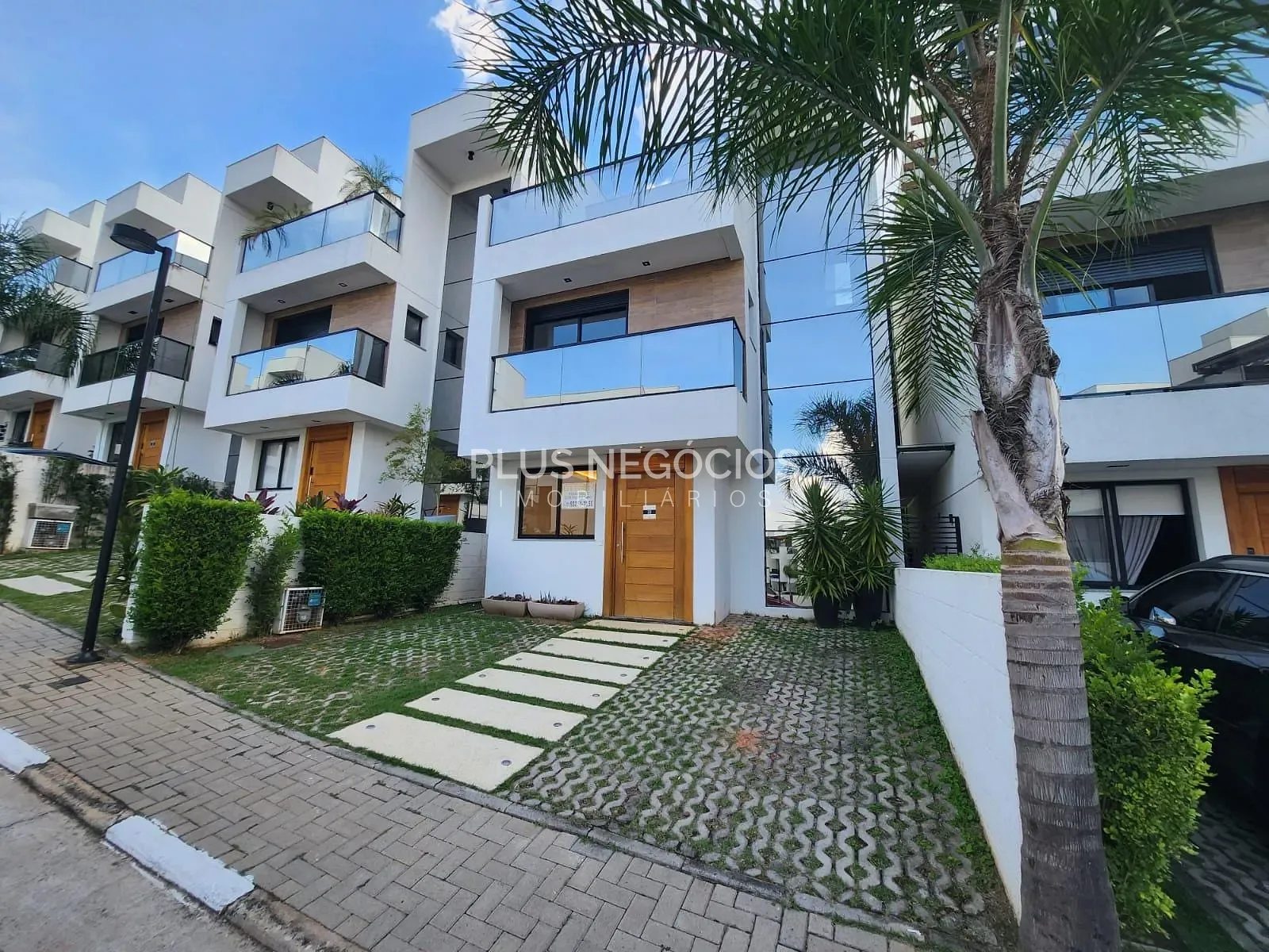 Casa, 3 quartos, 146 m² - Foto 1