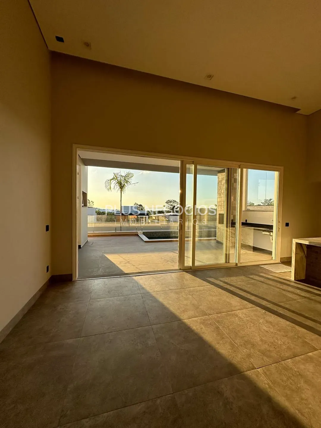 Casa, 3 quartos, 248 m² - Foto 4
