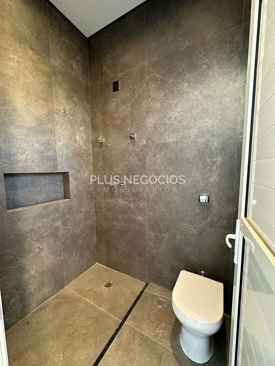 Casa, 3 quartos, 248 m² - Foto 8