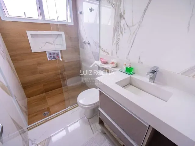 Casa com 214m² 3 quartos e 4 banheiros, à venda, no bairro Jardim Rebelato em Cotia