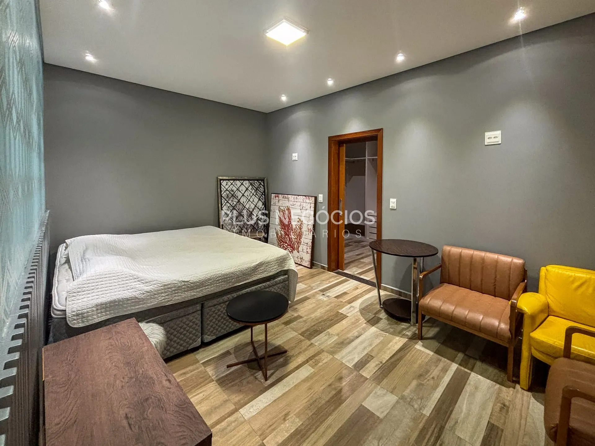 Casa, 4 quartos, 360 m² - Foto 4
