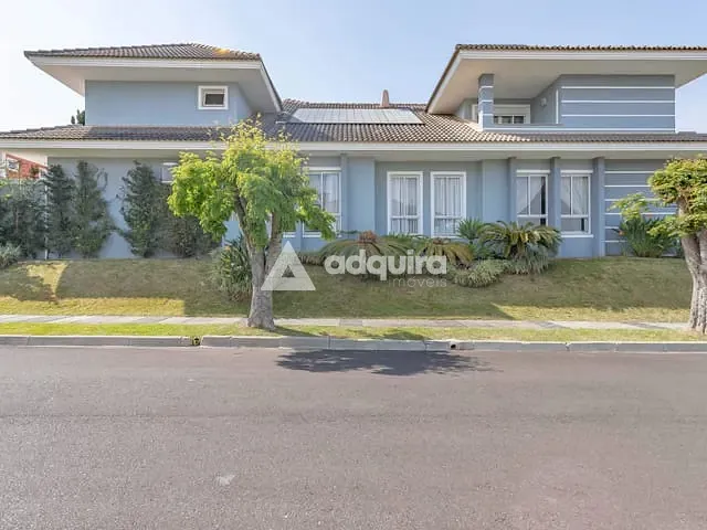 Casa com 850m² 4 quartos e 6 banheiros, à venda ou para alugar, no bairro Orfãs em Ponta Grossa