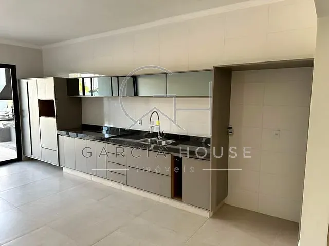 Casa com 300m² 3 quartos e 2 banheiros, à venda, no bairro Jardim San Marco em Ribeirão Preto