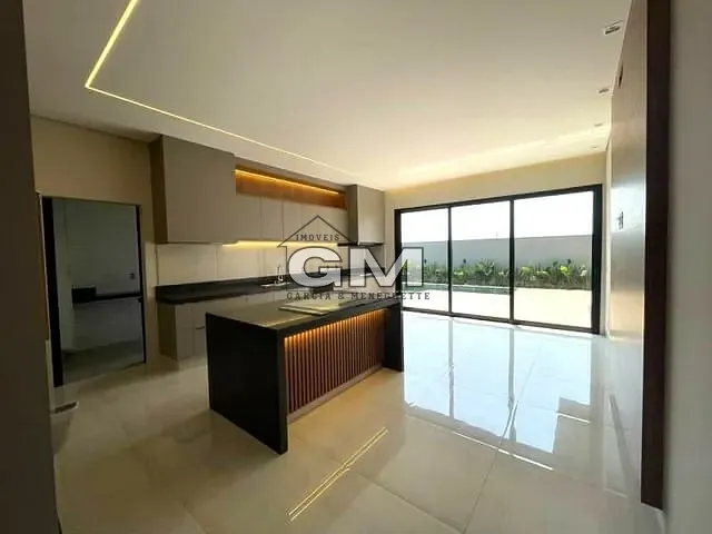 Casa com 435m² 3 quartos e 2 banheiros, à venda, no bairro Vila do Golf em Ribeirão Preto