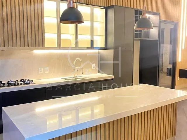 Casa com 300m² 3 quartos e 2 banheiros, à venda, no bairro Portal da Mata em Ribeirão Preto