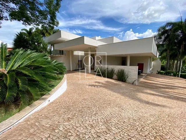 Casa com 5000m² 4 quartos e 8 banheiros, à venda, no bairro Residencial Aldeia do Vale em Goiânia