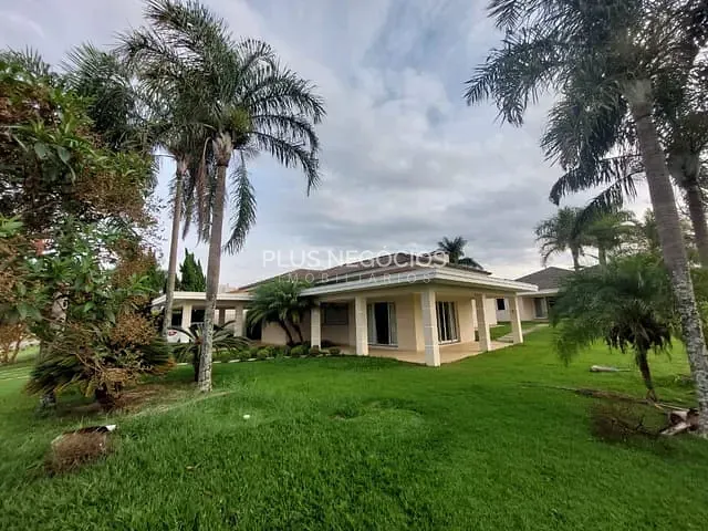 Casa com 1127m² 3 quartos e 5 banheiros, à venda, no bairro Araçoabinha em Araçoiaba da Serra