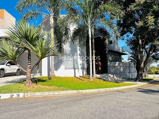 Casa com 165m² 3 quartos e 5 banheiros, à venda, no bairro Jardim Residencial Campos do Conde em Sorocaba