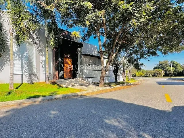 Casa com 165m² 3 quartos e 5 banheiros, à venda, no bairro Jardim Residencial Campos do Conde em Sorocaba