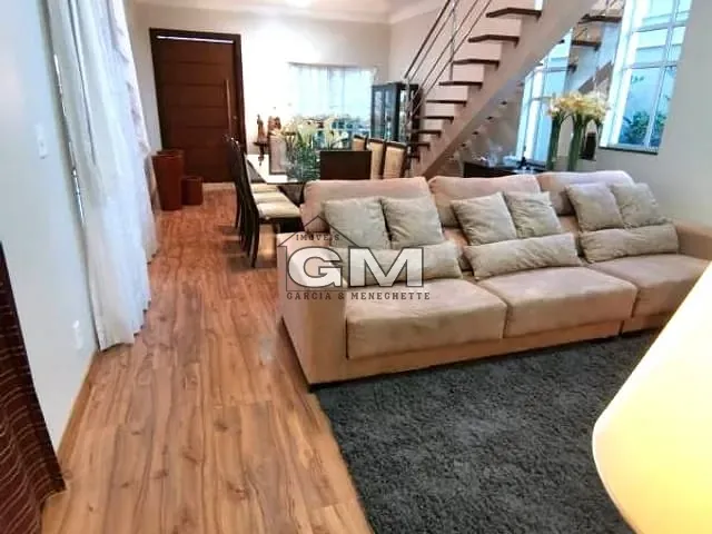 Casa com 306m² 4 quartos e 2 banheiros, à venda, no bairro Recreio das Acácias em Ribeirão Preto