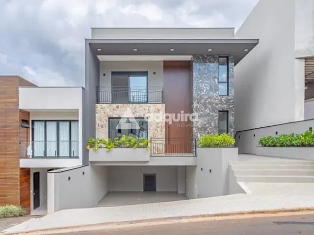 Casa com 320m² 3 quartos e 3 banheiros, à venda, no bairro Colônia Dona Luíza em Ponta Grossa