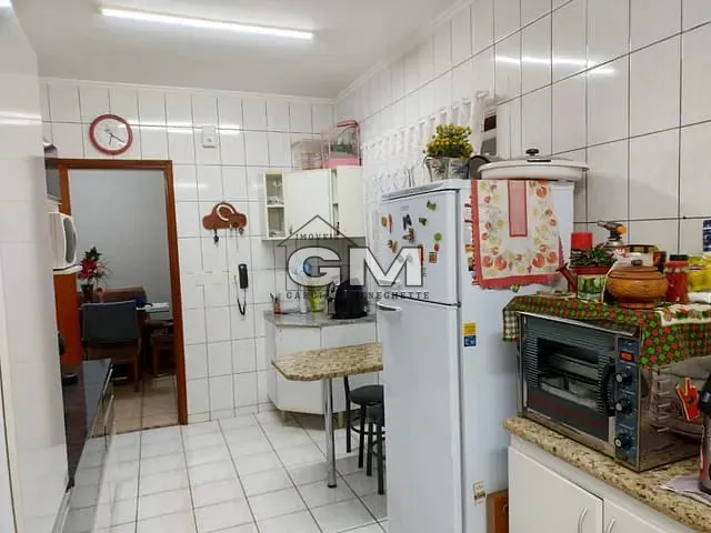 Casa com 200m² 4 quartos e 3 banheiros, à venda, no bairro Jardim Manoel Penna em Ribeirão Preto