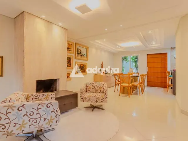 Casa com 300m² 4 quartos e 3 banheiros, à venda, no bairro Neves em Ponta Grossa