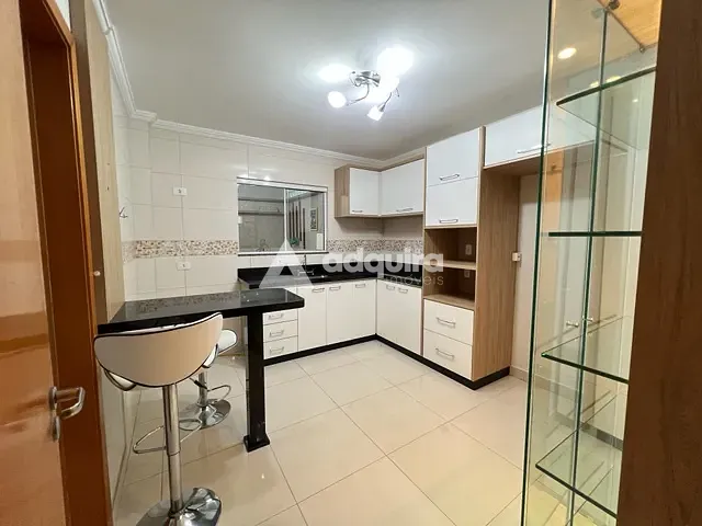 Casa 3 quartos e 3 banheiros, à venda ou para alugar, no bairro Estrela em Ponta Grossa