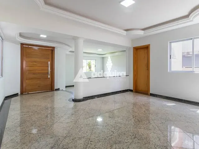 Casa 4 quartos e 5 banheiros, à venda, no bairro Orfãs em Ponta Grossa
