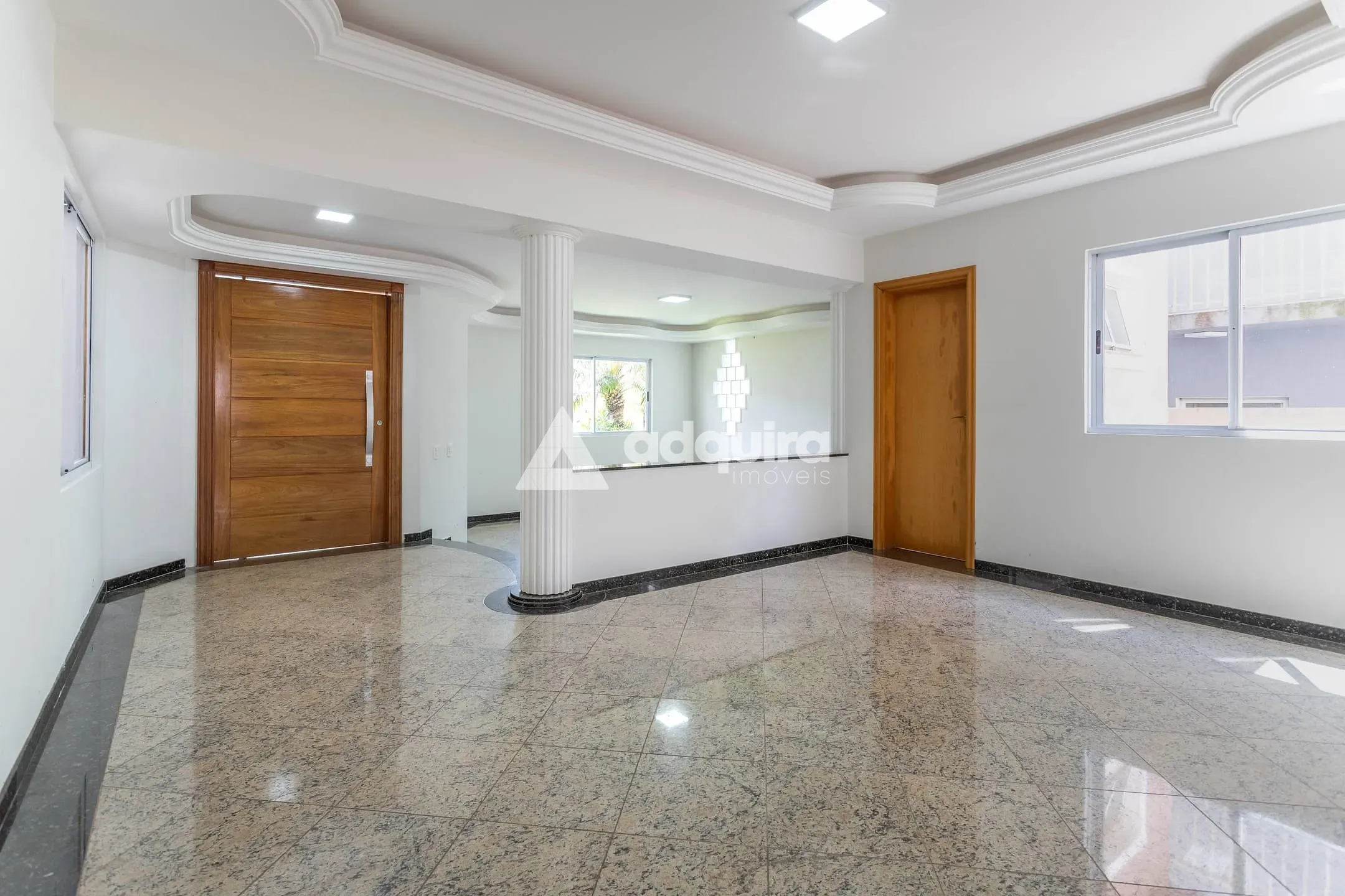 Casa, 4 quartos, 365 m² - Foto 2