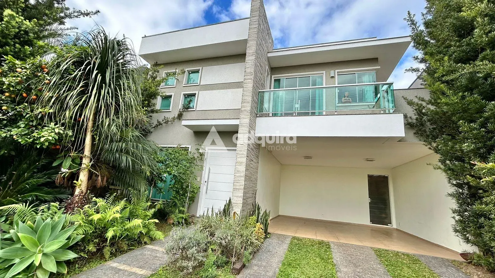 Casa, 3 quartos, 258 m² - Foto 1