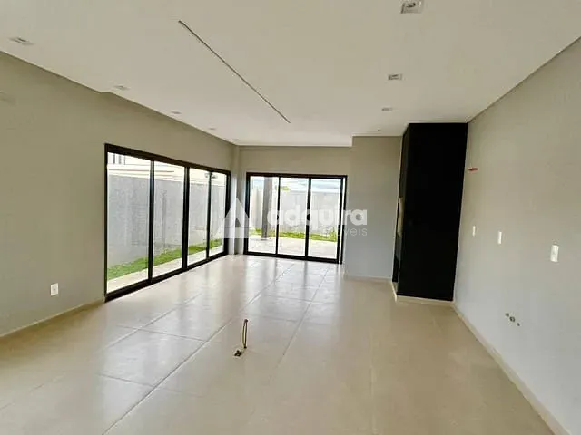 Casa com 309m² 3 quartos e 3 banheiros, à venda, no bairro Jardim Carvalho em Ponta Grossa