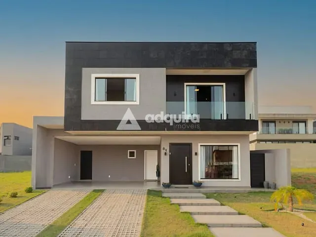 Casa com 300m² 4 quartos e 6 banheiros, à venda, no bairro Jardim Carvalho em Ponta Grossa