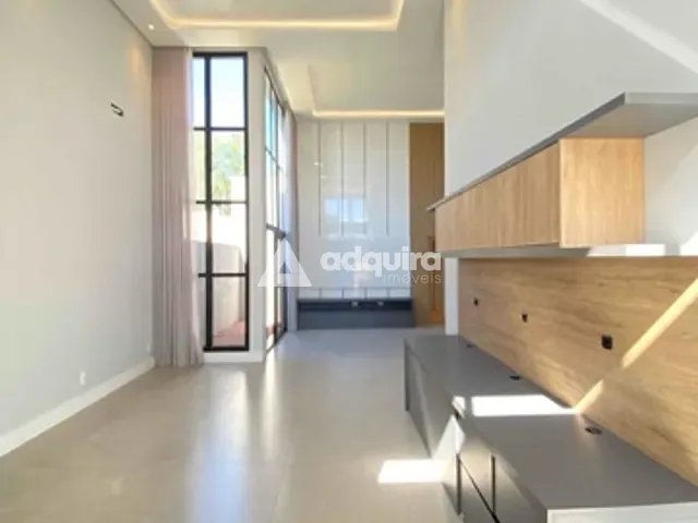 Casa com 140m² 3 quartos e 3 banheiros, à venda, no bairro Contorno em Ponta Grossa