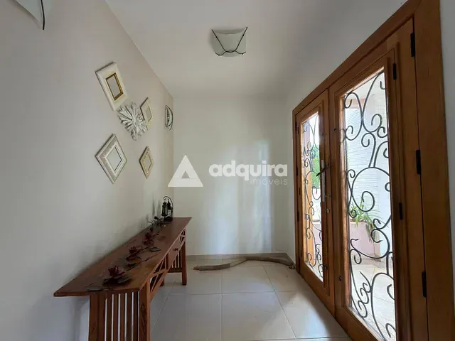 Casa com 465m² 4 quartos e 5 banheiros, à venda ou para alugar, no bairro Oficinas em Ponta Grossa