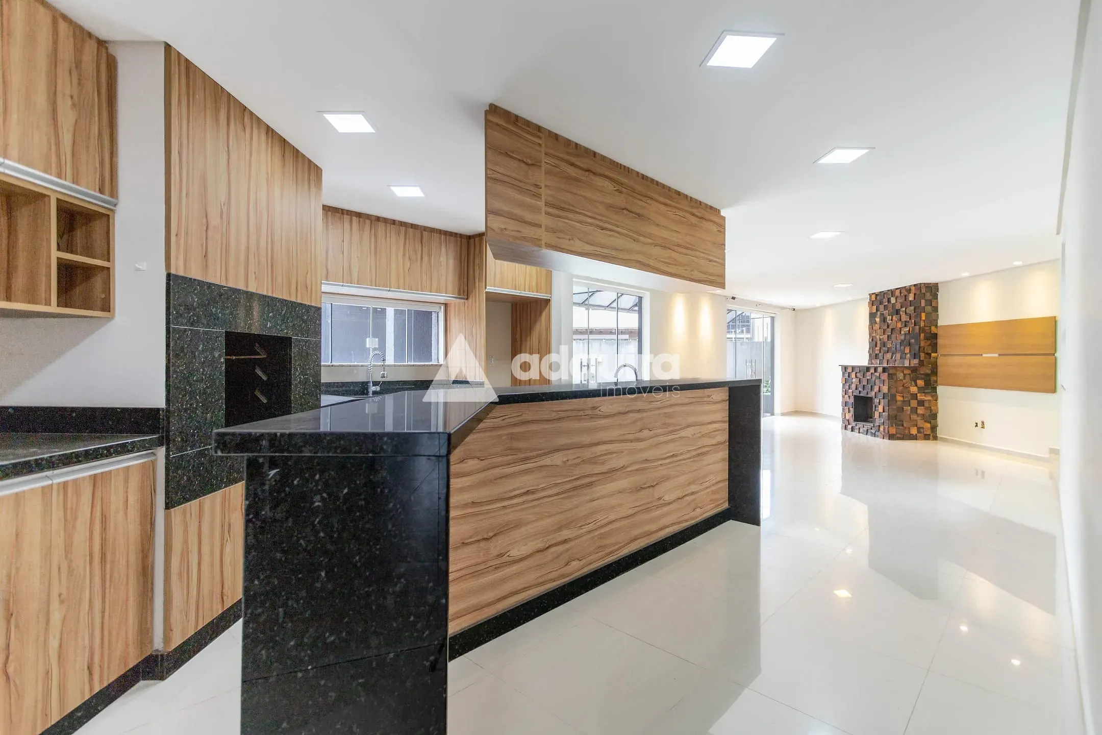 Casa, 3 quartos, 230 m² - Foto 4